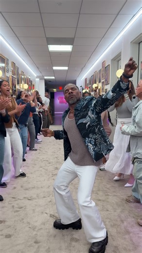 7.9M views · 144K reactions | Kirk Franklin is feeling the love!  | The Jennifer Hudson Show | Facebook