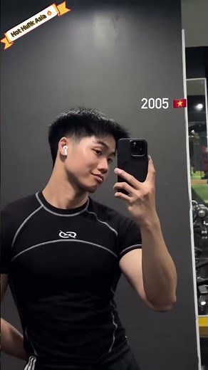 Handsome Fit Guy with Six-Pack Abs and Massive Chest | Gym Workout & Muscle Inspiration