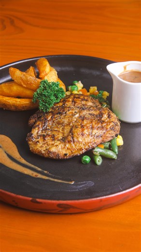 Introducing our special outlet “Pandan Coffee Shop” at Grab Food! Promo promo! Grab Fast! Look at the picture. Find to define a delicious and delightful the menu. Just order it by Grab Food and the food will come to you!🥰 GRAND ARTOS HOTEL & CONVENTION Jl. Mayjend Bambang Soegeng No. 1, Magelang Ph : 0293 - 3218888 Reservation : 0822-4117-3510 #grandartoshotel #grandartosmagelang #artosgroup #artoshotelmagelang #artoshotel #magelang #staycation #magelanginfo #wisatamagelang #exploremagelang #ex