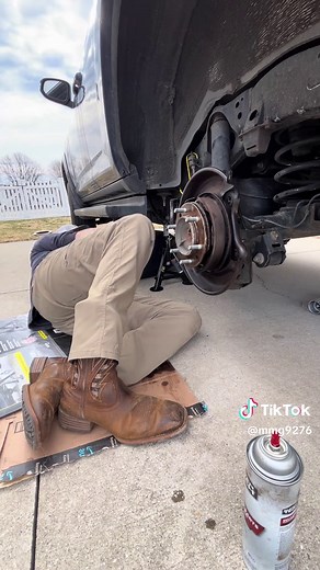 5th Gen Toyota 4Runner Rear Axle Seal Replacement: The Easy Way