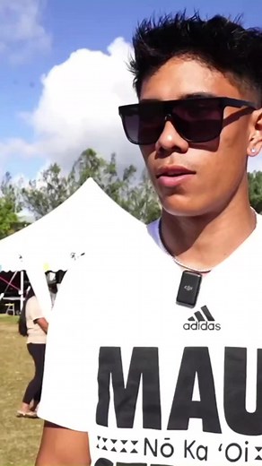 Rainbow Warrior from Lāhainā Karsyn Pupunu was able to go back to his hometown to help support the Maui fire relief efforts. 🎥: Hawaii Athletics | ESPN Honolulu
