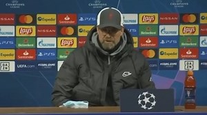 Upamecano's poor display sees fans claim 'Man United dodged a bullet'