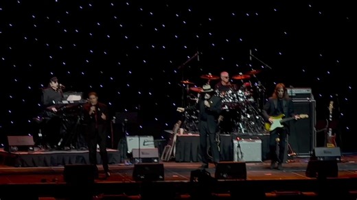 Kenny Vance - Come a Little Bit Closer (Jay and the Americans) - January 2024 | Legendary Concerts
