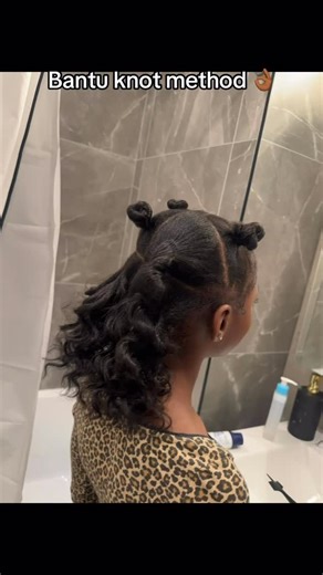 Suade Alexus on Instagram: "#girlmom #hairinspo #diy"