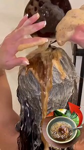 699K views · 3.4K reactions | Natural Coffee Shampoo For Shiny Black Hair ✨ | DIY Hair Hack #haircare #naturalshampoo #coffeeshampoo #shinyhair #Brownhairnaturally #hairtips #GrayHairSolutions #haircare #facebookreelsviral #facebookreel #reelsvideoシ #reelsfypシ #fbreelsfypシ゚ #fbreelsfypシ゚viralシ #reelschallenge #explorepage | Natural Beauty Recipes | Facebook