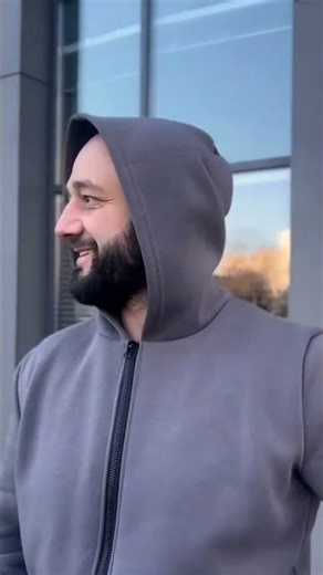 Чоловічі худі реклама