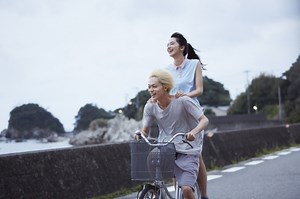 小松菜奈＆菅田将暉のラブラブシーン満載　『溺れるナイフ』主題歌MV解禁