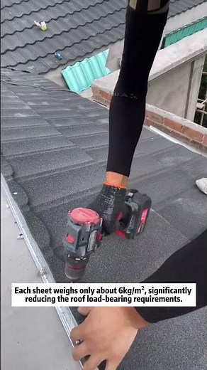 Stone-coated roofing tiles - a roofing system solution that combines aesthetics and durability.