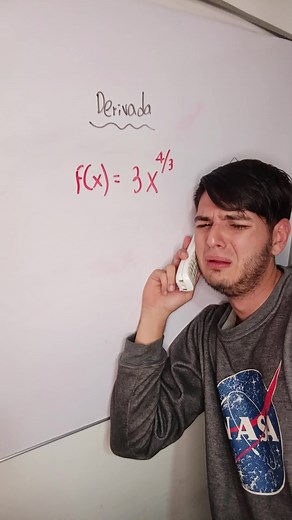 Derivadas con fracciones en álgebra matemática