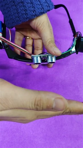 👓🤖 Smart Goggles for Blind People | Technology That Sees & Guides