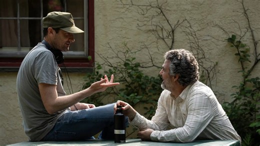 Task creator Brad Ingelsby believes that Mark Ruffalo shares many similarities with his character in the series, highlighting traits such as compassion and inclusivity.