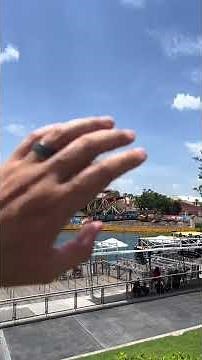 What’s the Difference Between Disney World and Universal Studios? Progress