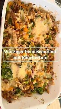 Spicy Vegetable Pasta Bake with Smoked Tofu – quick, healthy & vegetarian #pasta #vegetarian