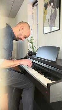 Monty Pythons ‘Bright side of life’ on #piano