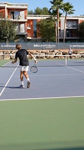 32K views · 350 reactions | 2 easy tips to transform the power of your slice  #tennis #slice #tennistips #Mouratoglouacademy | Mouratoglou Tennis Academy | Facebook