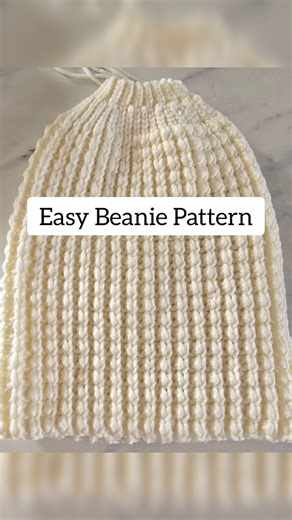 The Beanie Pattern You’ve Been Waiting For 🤍 This video is about creating a textured beanie pattern that I slowly crocheted, stitch by stitch. To everyone who has been waiting for this pattern, thank you so much for your patience 🤍 I will share the pattern file in another post, so please take a look at that as well. I’d love for you to watch the video and check the pattern file together. If there’s anything you’d like me to improve or adjust, feel free to leave a comment. Please be kind 🤍 Fee