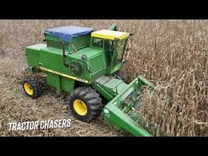 John Deere 4400 Combine with Mud Hog Harvesting Corn