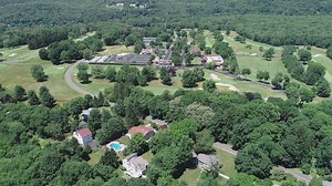 New City's Paramount Country Club pitches housing with pledge to preserve golf course