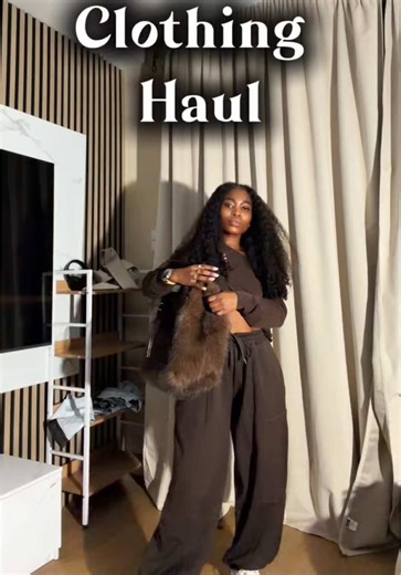 First Try-On Experience at Stradivarius