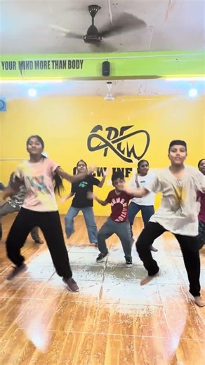 Happy International Dance Day to all the hardworking dancers out there 🔥🙏 #crewinfinitydancestudio