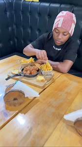 Só posso comer sozinho 😞 | Sheltizz18