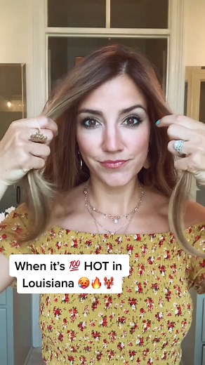 It’s definitely hurricane season, y’all. 😳 #louisianaheat #hairtututorial #healthyhairsummer #hurricane #louisianatiktok #la #hairstylistsoftiktok