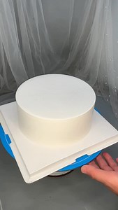 91K views · 284 reactions | #production process #hands-on tutorial #cake coating #cake#Zero-based cake introduction Moon cake | Cake Make Tips | Facebook