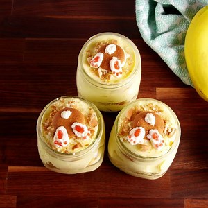 Bunny Butt Cups are the fastest Easter dessert you'll ever make. Full recipe: http://dlsh.it/FbQhBR0 | Delish