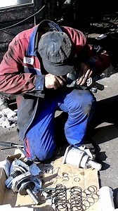 303K views · 2.5K reactions | The Mercedes-Benz V3 semi-clutch slave cylinder stepped on the air leak, and the customer can't afford to buy a new one. #auto #recycle #automobile #automotive #mechanicsteve #trucks #automechanic | Mechanic Steve | Facebook