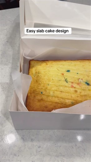 Here is an easy cake design that is very beginner baker friendly and always looks cute! #creatorsearchinsights #howtomakeacake #cakedesign #easycakedesign #cakedecorating #buttercreamcake #sheetcakedecorating #slabcake #buttercreamfrosting