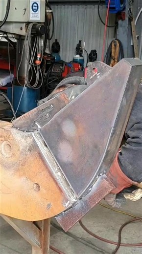 Estimating weld passes on a heavy repair