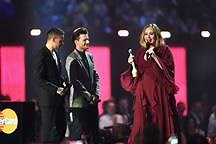 29K views · 1.1K reactions | Watch: Adele shows her support for Kesha during her BRIT Awards acceptance speech. | The Hollywood Reporter | Facebook