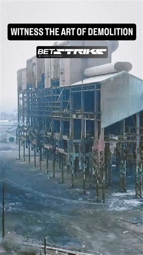 💥 We search the internet for the best explosion videos and post it here. 🔥 Check our posts & find your favorite video. 📩 DM us for removal or credit. #explosionmoment #caughtoncamera #viralexplosion #shockingclips #insanereels #crazyfootage #reelsviral #fypreels #explorepage #boomlife | Boomblastexplosion