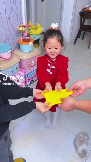 Kids Favorite Crystal Mud Slime for Satisfying Playtime