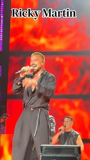 Ricky Martin’s Epic Return to Italy After 15 Years! LIVE Concert San Benedetto del Tronto #concert