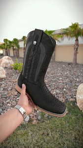 11K views · 126 reactions | 100% AUTHENTIC Python Skin Boots On SALE For ONLY $199亮 BEST PRICE IN THE MARKET GUARANTEED欄 | Alfa Western Wear | Facebook