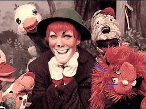 Hobo Kelly Loves All Her Fans! The great actress Sally Baker was always there for us after school.