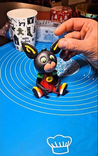 Tutorial. Bing. #cake #food #cakedecorating #fondant #fondantcake