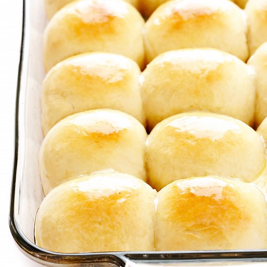 55K views · 161 reactions | 1-HOUR DINNER ROLLS: My go-to recipe for the yummiest soft and buttery dinner rolls. Easy to make by hand (or with the help of a stand mixer) in just an hour! https://www.gimmesomeoven.com/1-hour-soft-buttery-dinner-rolls/ | Gimme Some Oven | Facebook