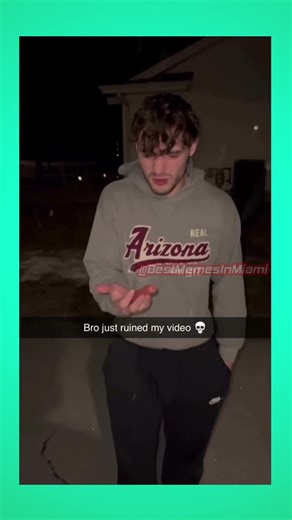 Why is Finding Nemo outside of the ocean 😂😂😂😂😂😂🐠🐠🐠🐠🐠🐠🐠🐠 #shorts #funny #bestmemesinmiami #funnymemes