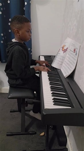 One step at a time #piano #viral #fyp #familyfun #song