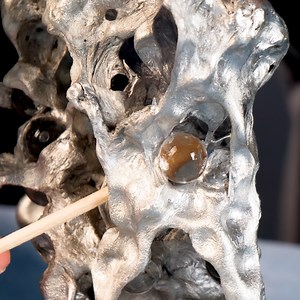 Combine melted metal with hydrogel beads | Lady Panda