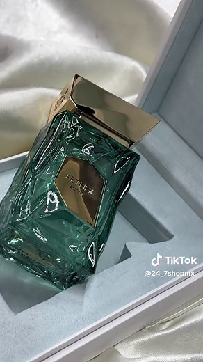 REVIEW AETHER EXTRAIT: El Perfume Ideal para Dejar Huella