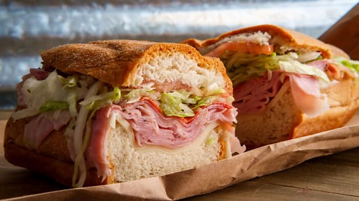 Understanding Cappacuolo and Prosciuttini: Differences, Curing Processes, and Serving Tips