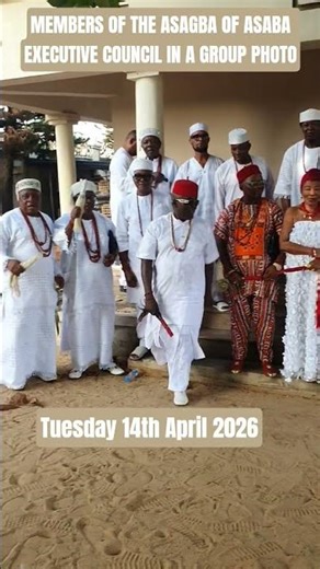 After every Asagba Executuve council it is customary to take a group photo. #India #fyp #viral #sub