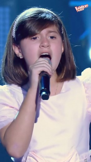 316K views · 11K reactions | #SHOWS️ • Isa Camargo EMOCIONANDO o palco do #TheVoiceKidsBr ao som de “Halo”. 李✨ #TimeIZA @iza ▶️ Assista às apresentações completas no link da bio ou no destaque “Shows” aqui no perfil!  #TheVoiceKids | The Voice Brasil | Facebook