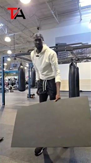 The ONE ab exercise I’d choose forever: the ab rollout. Builds core strength, stability