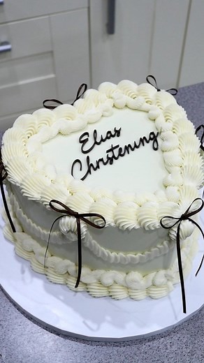 12K views · 31 reactions | My nephew's christening cake 殺懶 8 inch heart frost form kit, colour mill, pallete knife set and frost finisher from frostform.com- use code FROSTLOVE10 for a discount at checkout #heartcake #vintagecake #christeningcake #whitecake #cakedecorating #occasioncakes #loveisbakeable | Liz Nicolaou | Facebook