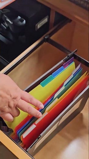 ThinkTex Plastic Expanding Hanging File Folders