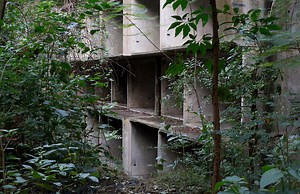 Moshe Safdie’s derelict Habitat Puerto Rico reawakens